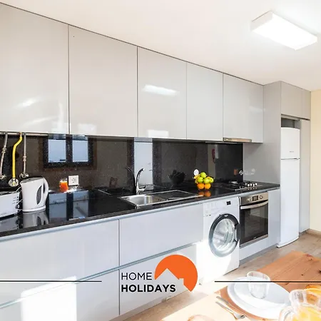 #073 V3 Casa By Holidays